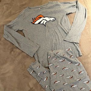 Youth XL size 18 Denver Broncos pajamas